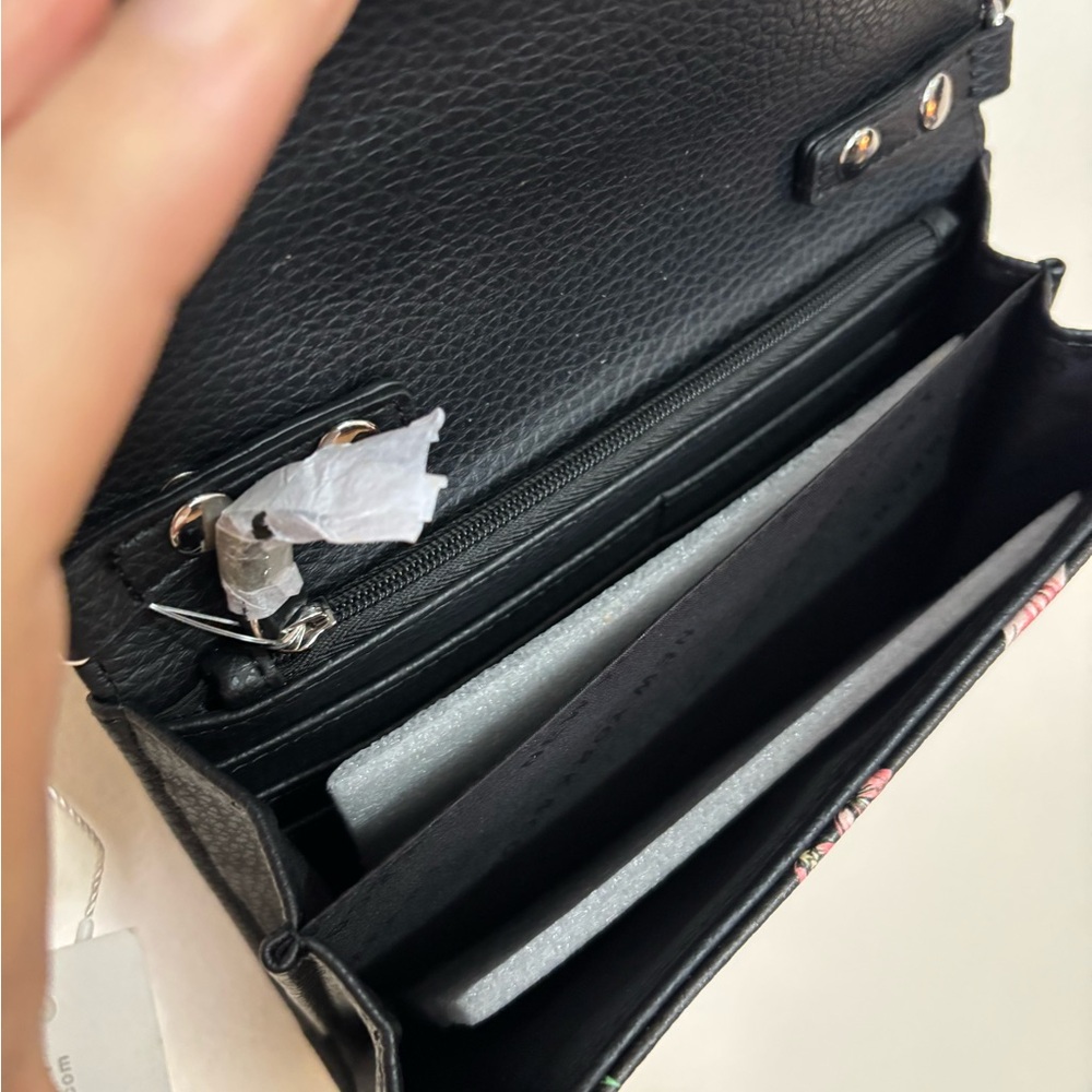 NWT New York and Co Floral Black Crossbody Bag - Picture 3 of 5